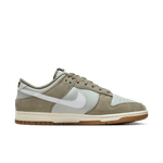 Nike-Dunk-Low-Retro-SE
