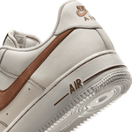 Nike-Air-Force-1--07-LV8