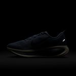 Nike-Vomero-18