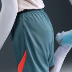 Nike-Strike