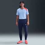 Nike-Strike