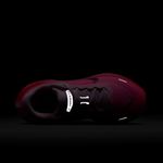 Nike-Vomero-Plus