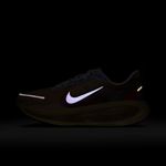 Nike-Vomero-18-SE