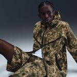 Nike-Tech
