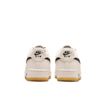 Nike-Air-Force-1-LV8