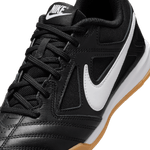 Nike-Gato