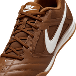 Nike-Gato