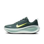 Nike-Vomero-Plus