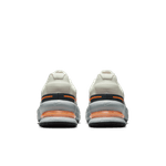 Nike-Air-Zoom-Upturn-SC