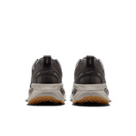 Nike-Vomero-18