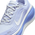 Nike-Vomero-Plus