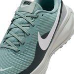 Nike-Revolution-8