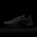 Nike-Air-Max-Plus-SE