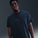Nike-Sportswear-Premium-Essentials