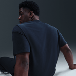 Nike-Sportswear-Premium-Essentials