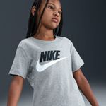 Nike-Sportswear