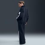 Nike-Sportswear-Windrunner