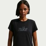Nike-Sportswear-Club