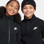 Nike-Sportswear