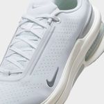 Nike-Air-Zoom-Upturn-SC