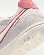 HV3493_216_H_PREM.JPG
