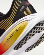 Nike-Vomero-18