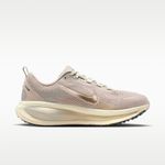 Nike-Vomero-18-SE