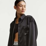 Nike-Sportswear