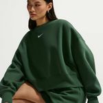 Nike-Sportswear-Phoenix-Fleece