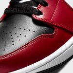 Air-Jordan-1-Mid