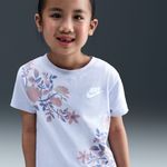 Nike-Printed-Club