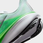 Nike-Indy-Light-Support