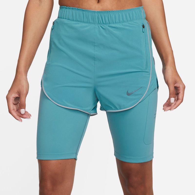 Bermuda short 2024 nike shorts women