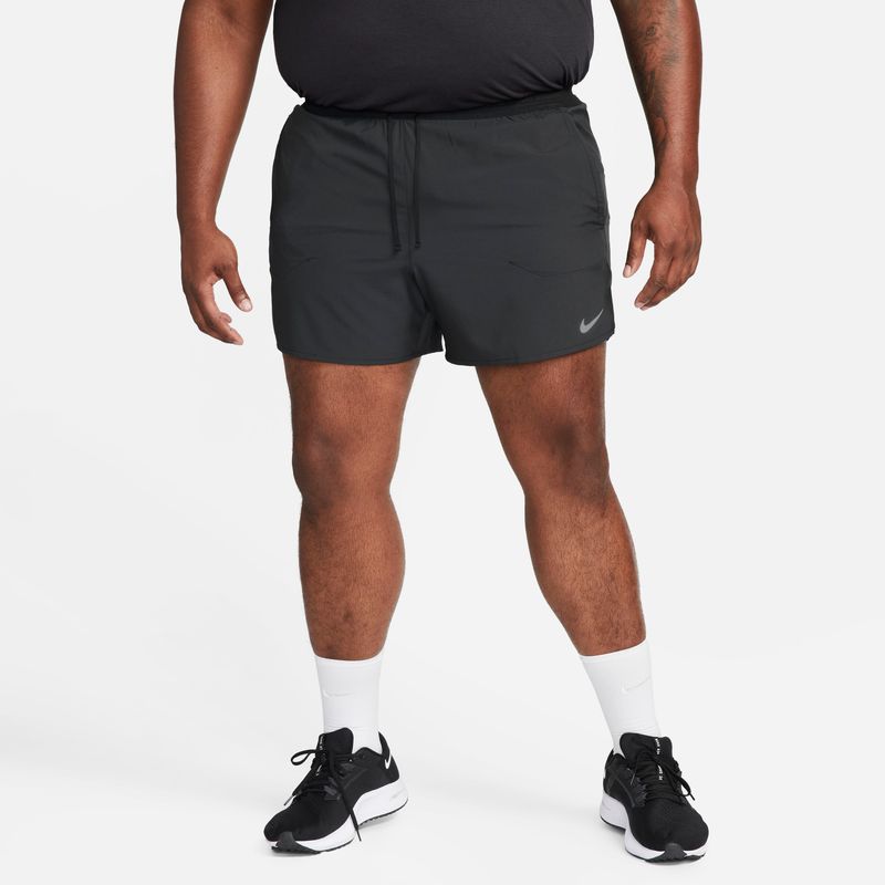 Short-Nike-Dri-FIT-Stride