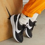 Zapatillas-Nike-Waffle-Debut-