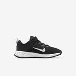 Nike-Revolution-6