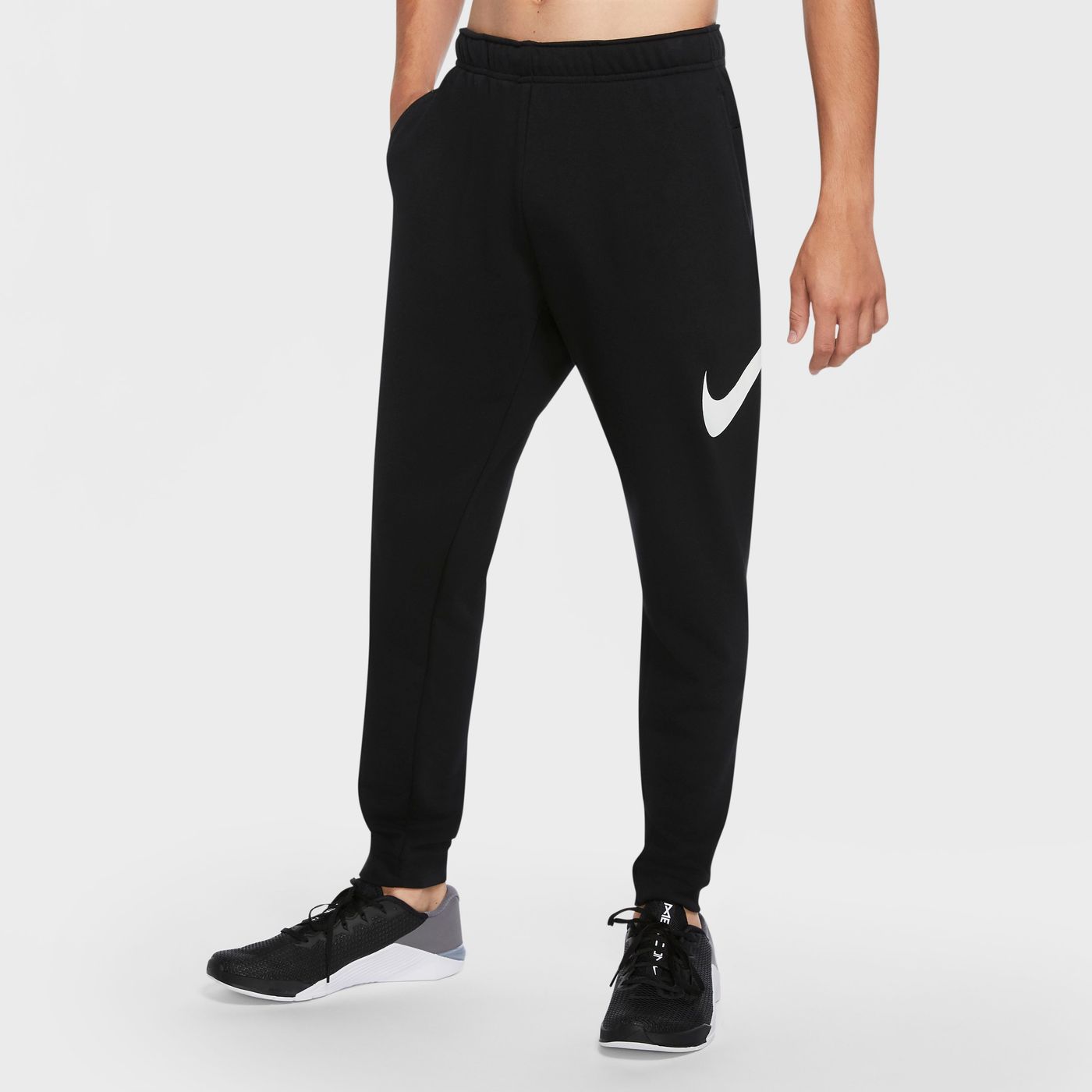 Pantalones de gimnasia store nike hombre