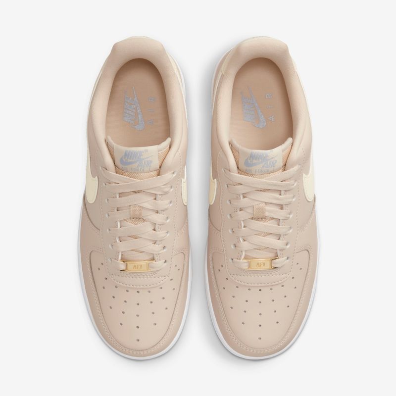 Chaussure nike cheap beige