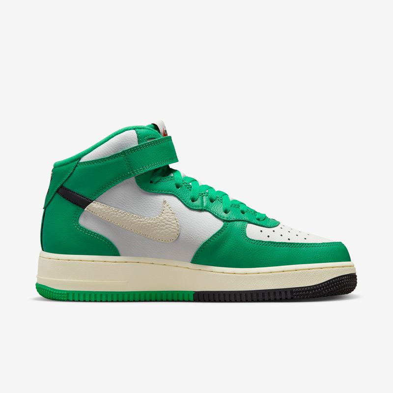 Nike-Air-Force-1-Mid-07-LV8