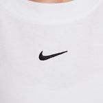 Nike-Sportswear-Essential