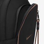 Nike-Sportswear-Essentials