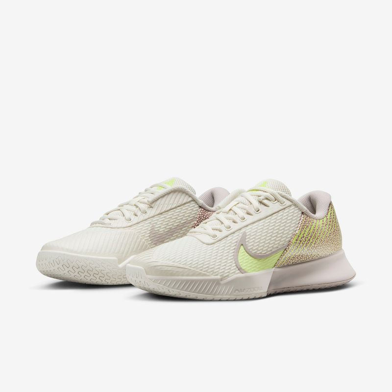 NikeCourt-Air-Zoom-Vapor-Pro-2-Premium